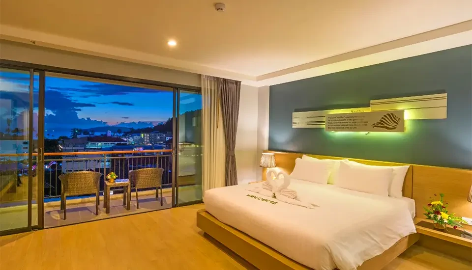 هتل آوا سی ریزورت